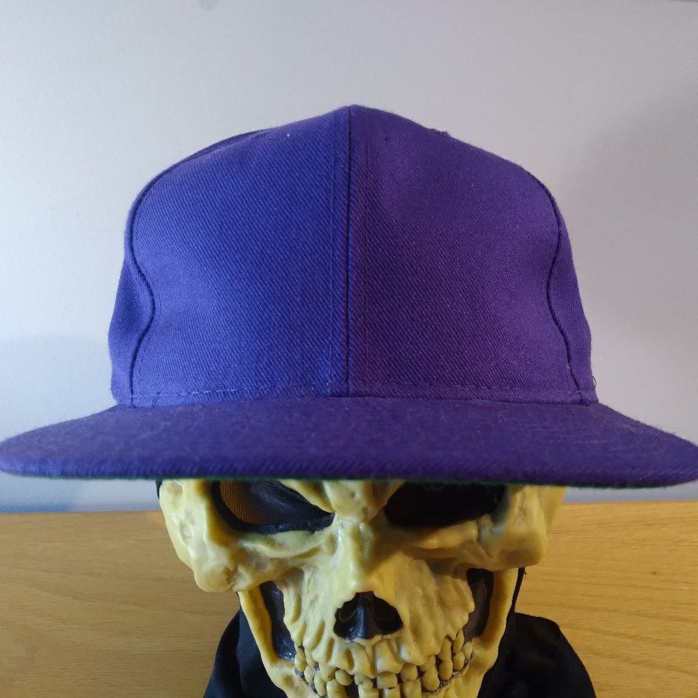 Deadstock Vintage Purple Blank Snap Back Hat